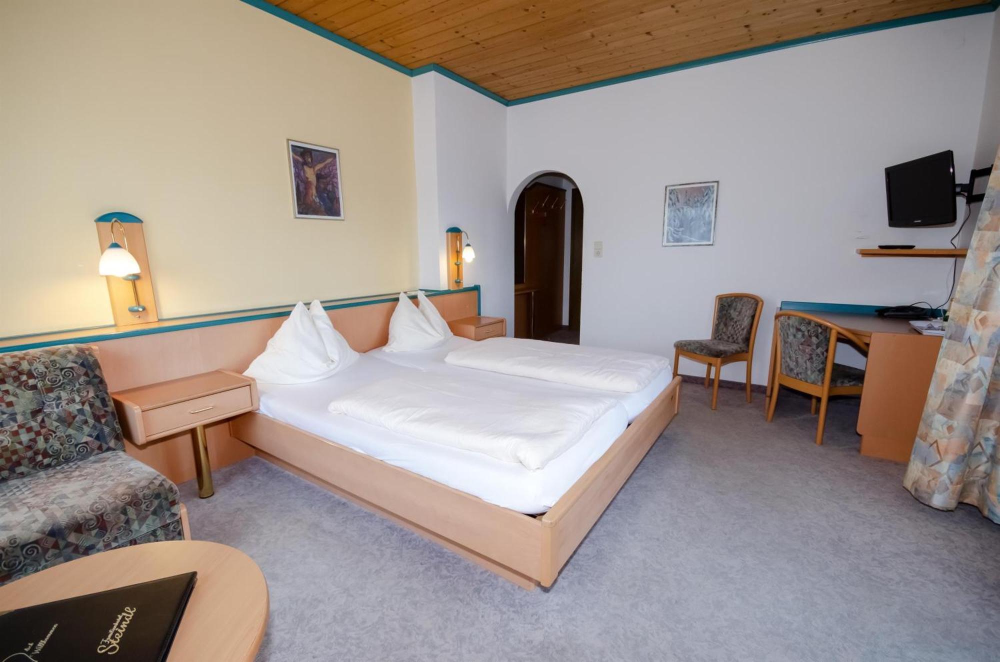 Familienhotel Steindl Millstatt Buitenkant foto
